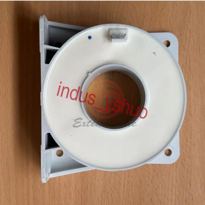 One New ABB ES1000S 1000A-600V Power Sensor