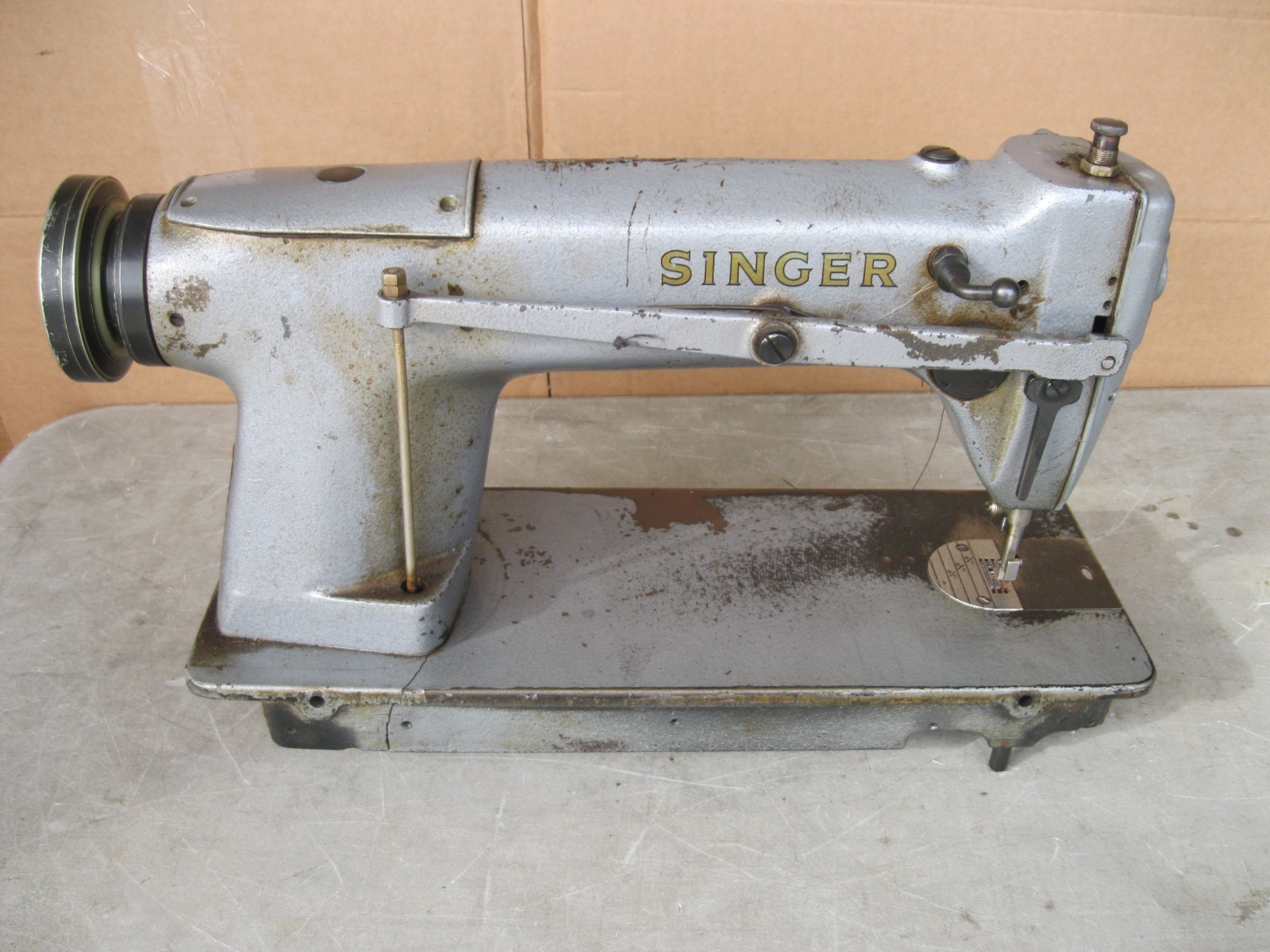 Singer 251-12 Upholstery Machine–FOR PARTS / REPAIR–UNTESTED–AS IS