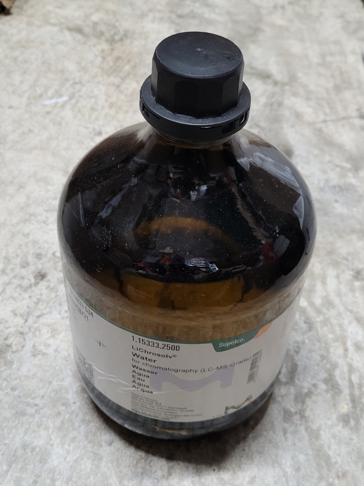 Brand New 2.5 Liter Supelco LiChrosolv Waterfor Chromatography 7732-18-5