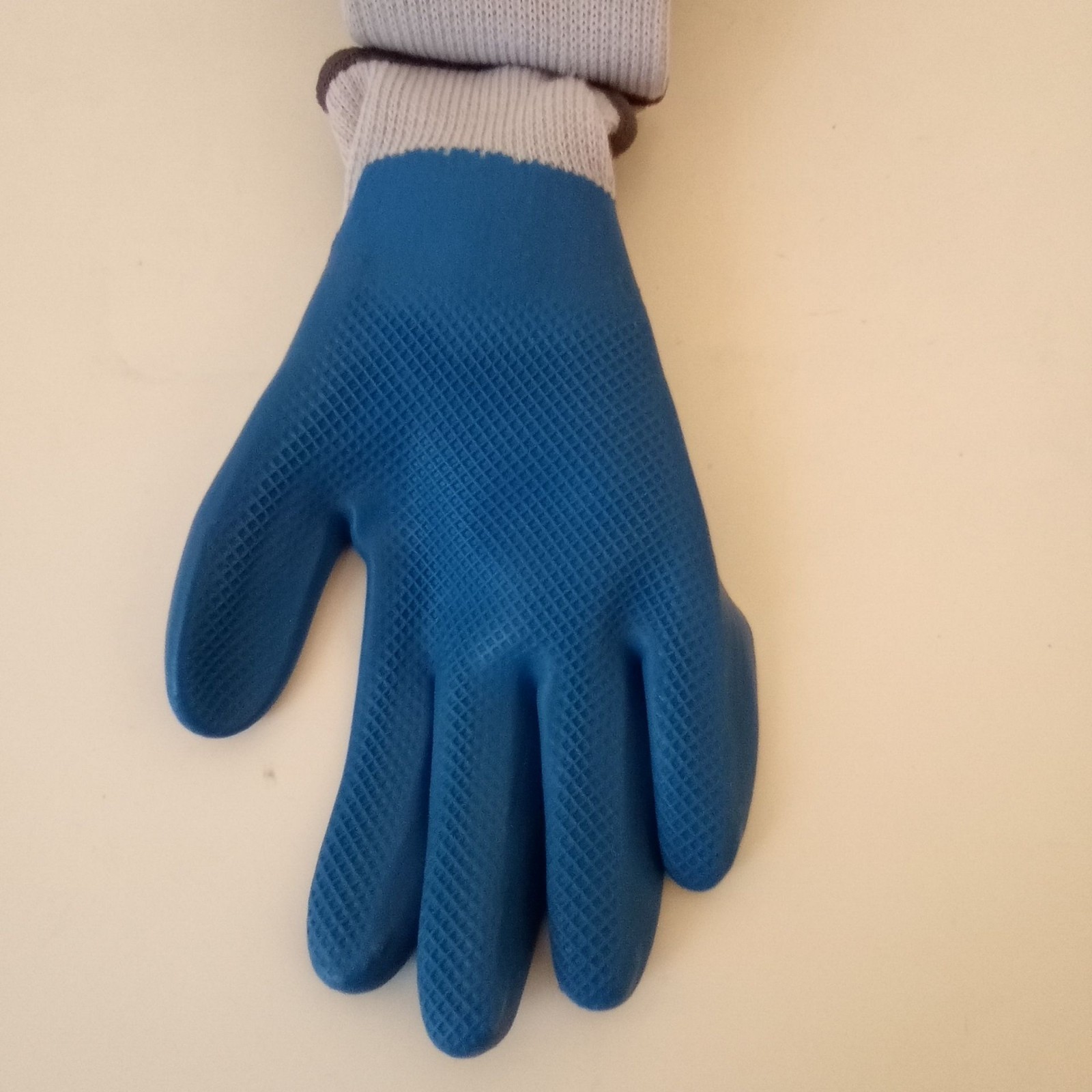 Pugs Ultimate Iron Paws Blue Gray Breathable Texture Rubber Palm Gloves sz L NWT