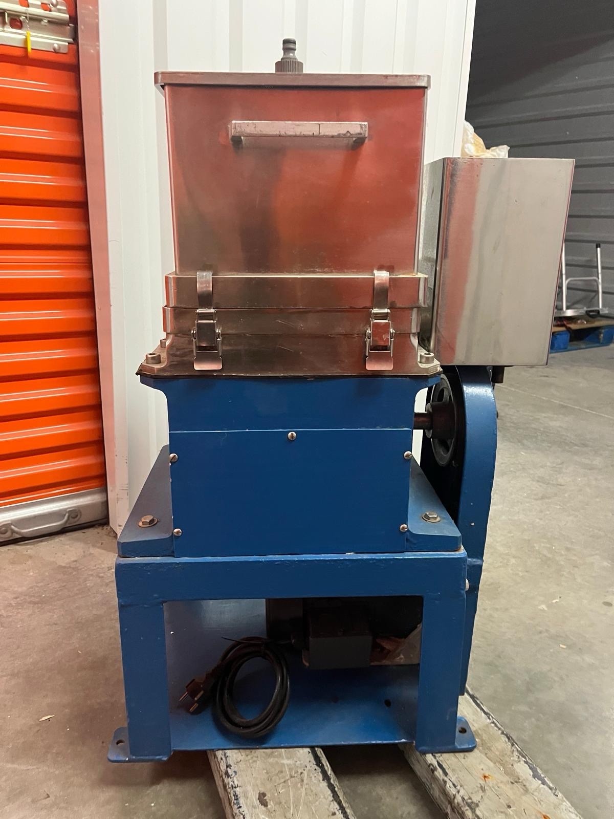 AB Lorentzen & Wettre L&W App 134 Type 3-1 Laboratory Pulp Disintegrator