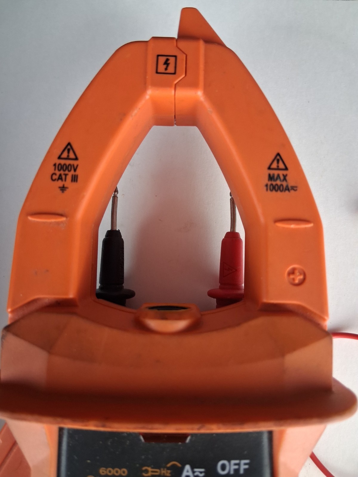Ames AC /DC Digital Clamp Meter Cat lll 1000 v CM1000A Screen does light up