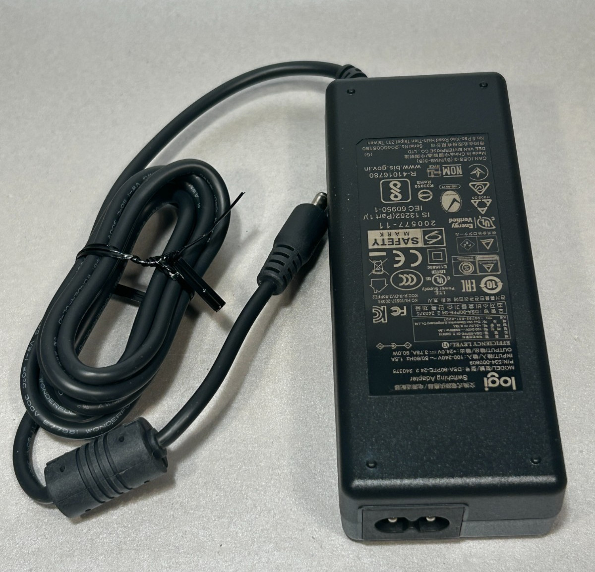 NEW GENUINE LOGITECH RALLY CAMERA SWITCH HUB DSA-90PFE 24 2 240375 24V 3.75A 90W