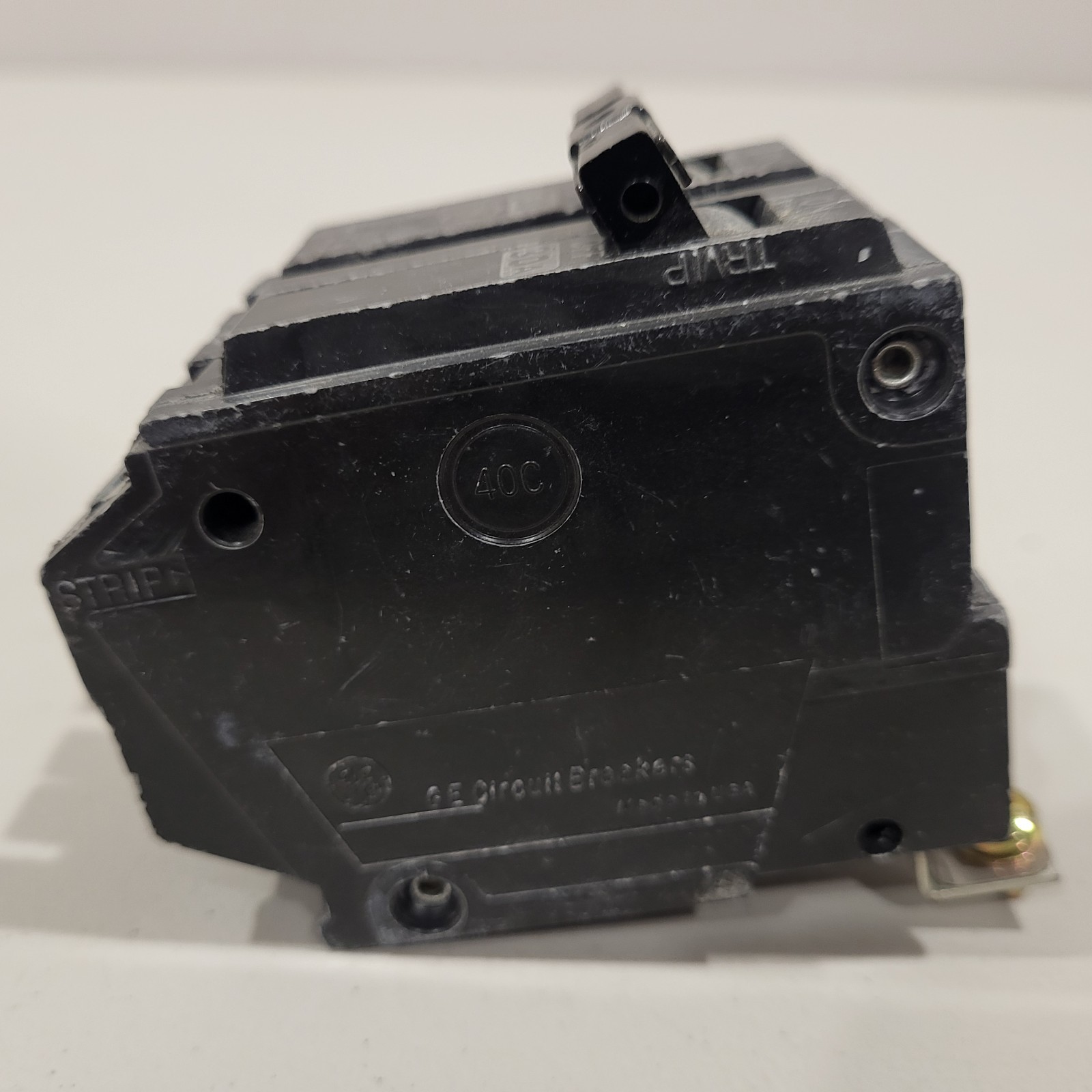 GE THQB2130 Circuit Breaker 2-Pole 30 Amp 120/240VAC Bolt-On TESTED Clean
