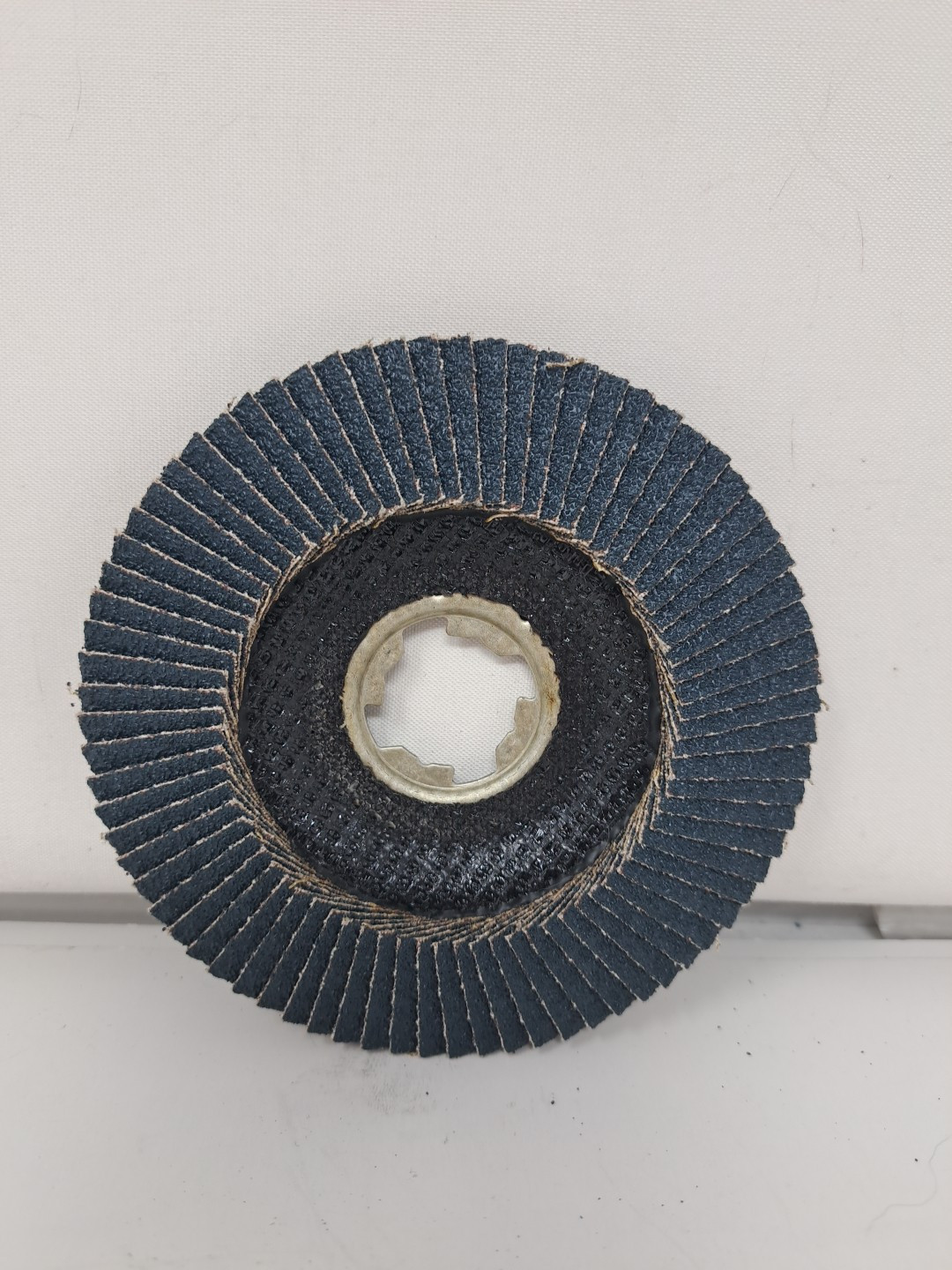 Makita XLock 4 1/2in 60 Grit Type 29 Flap Disc