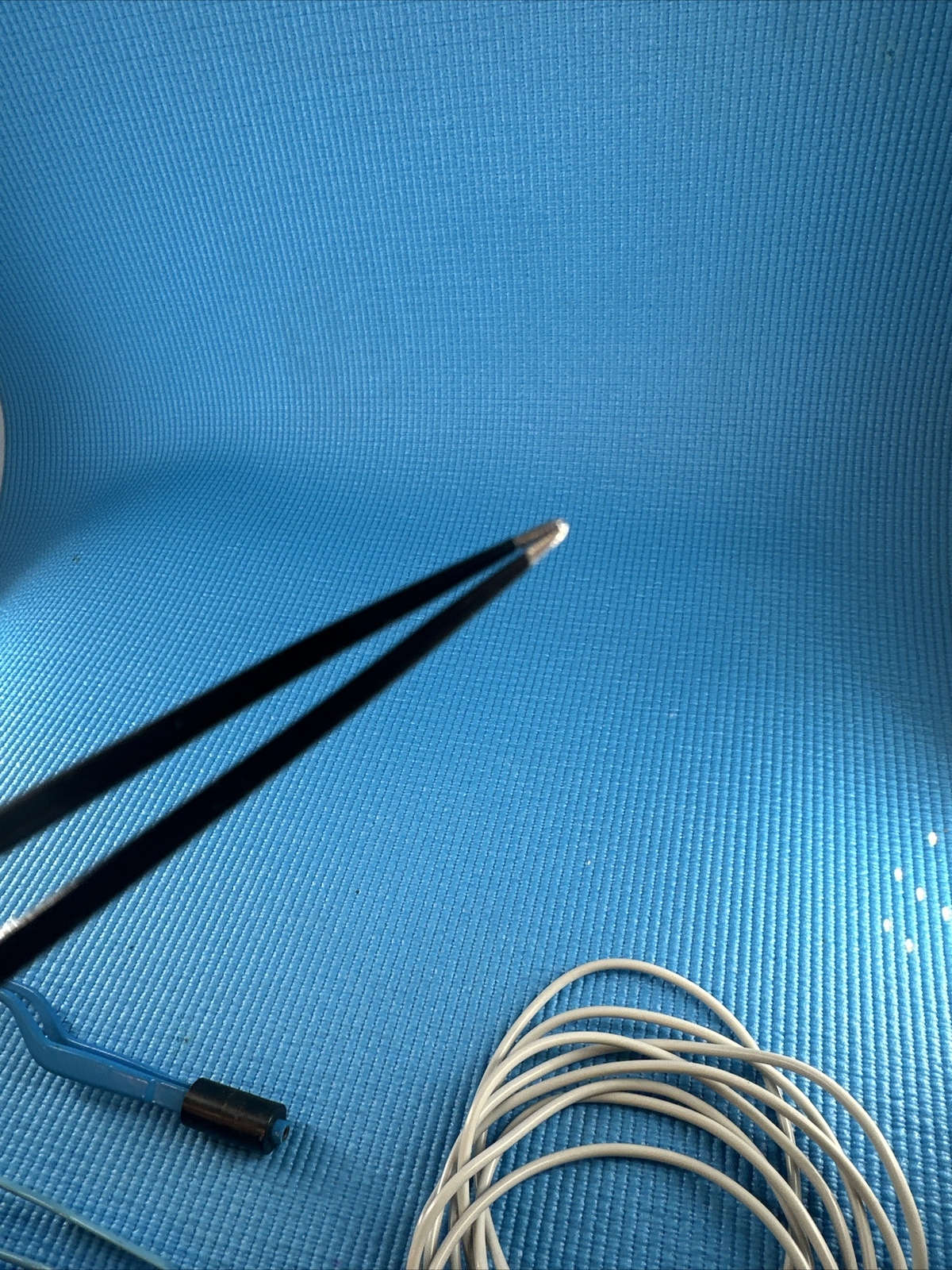 6 Bovie Bipolar Bayonet Forceps Straight, And Curved And 1 Cord