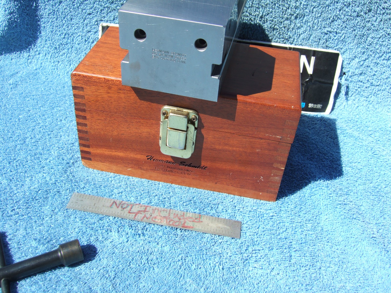 Hermann Schmidt V0 4 toolmakers grinding screwless vise 3in 4in cap B4 MACHINIST