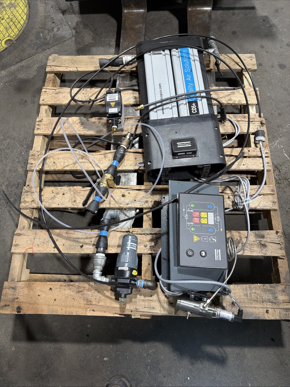 Atlas Copco CD5+ With Dewpoint Saver,Filter And Trap As Shown