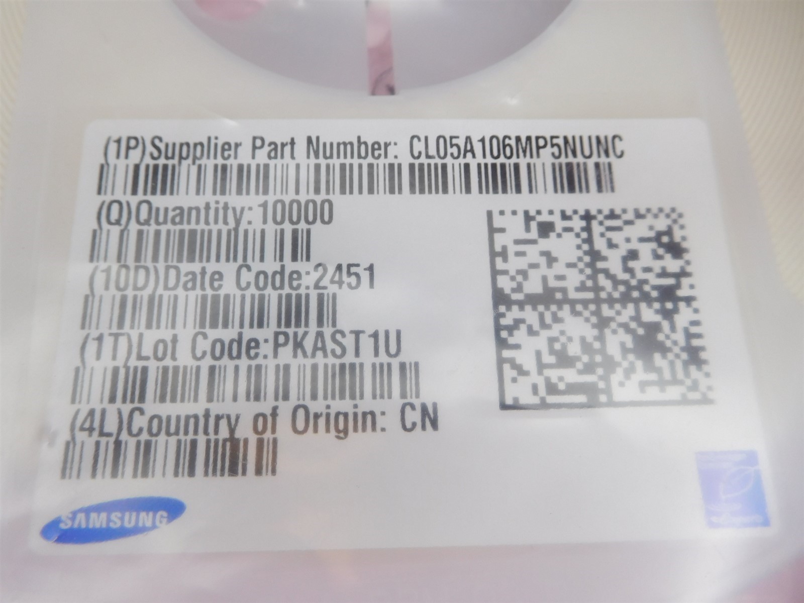 (10000) Samsung CL05A106MP5NUNC Multi-Layer Ceramic Capacitors 6.3V (052726)