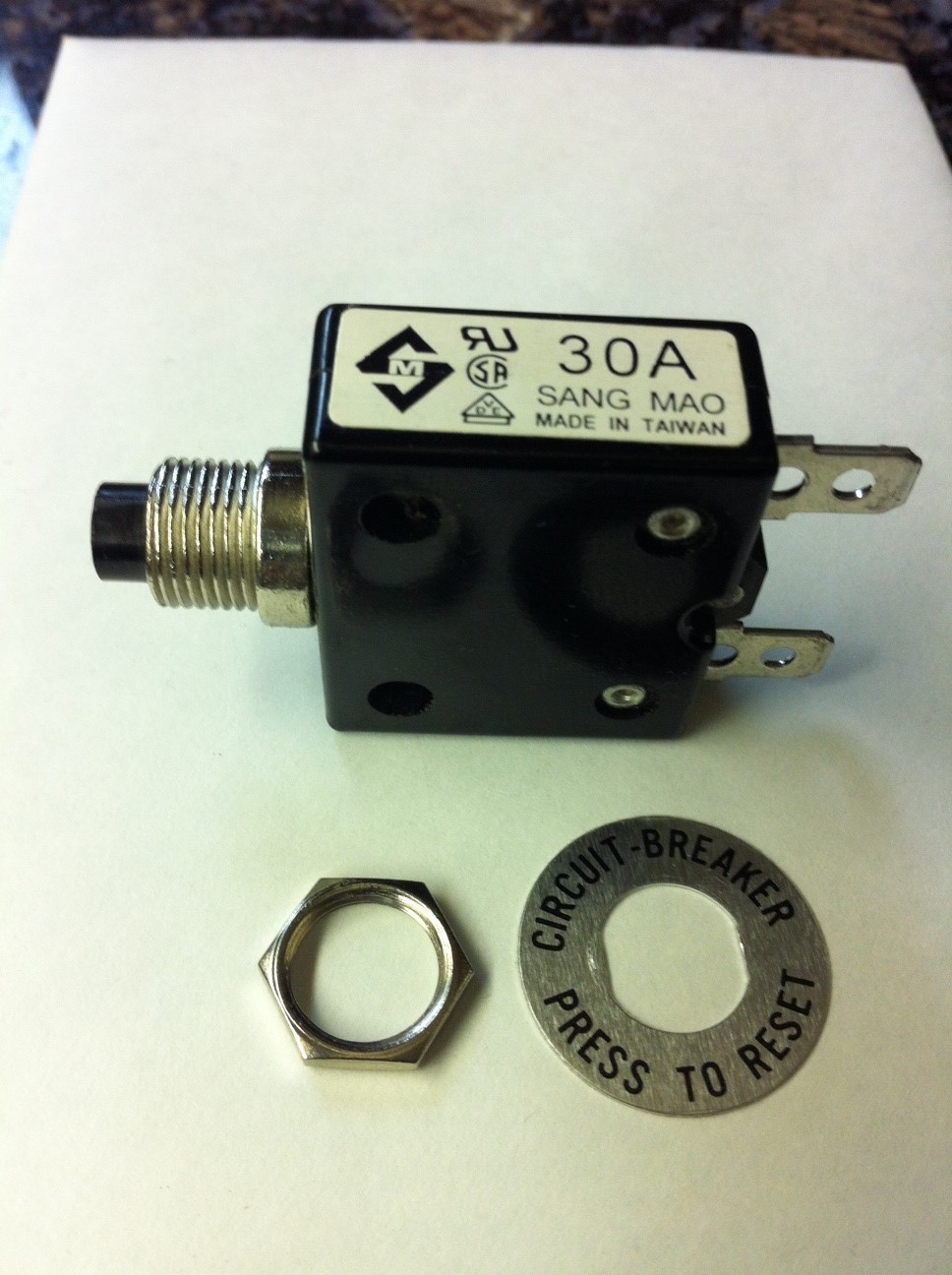 Sang Mao 30A push to reset breaker 075207A A-0701 125/250V AC 50V DC Generac