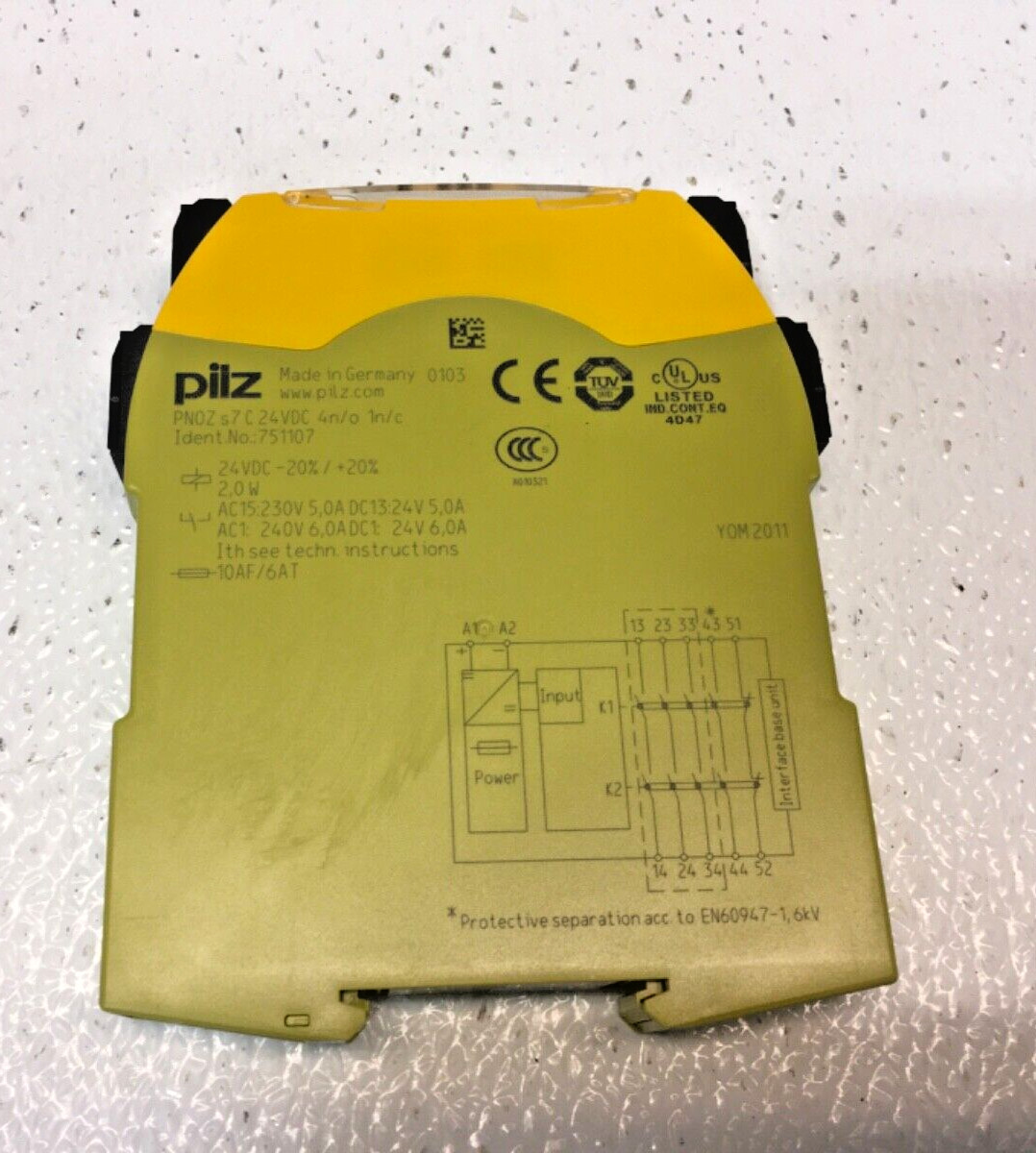 Pilz PNOZ S7 C 4 N/o 1 N/c 751107 Safety Relay