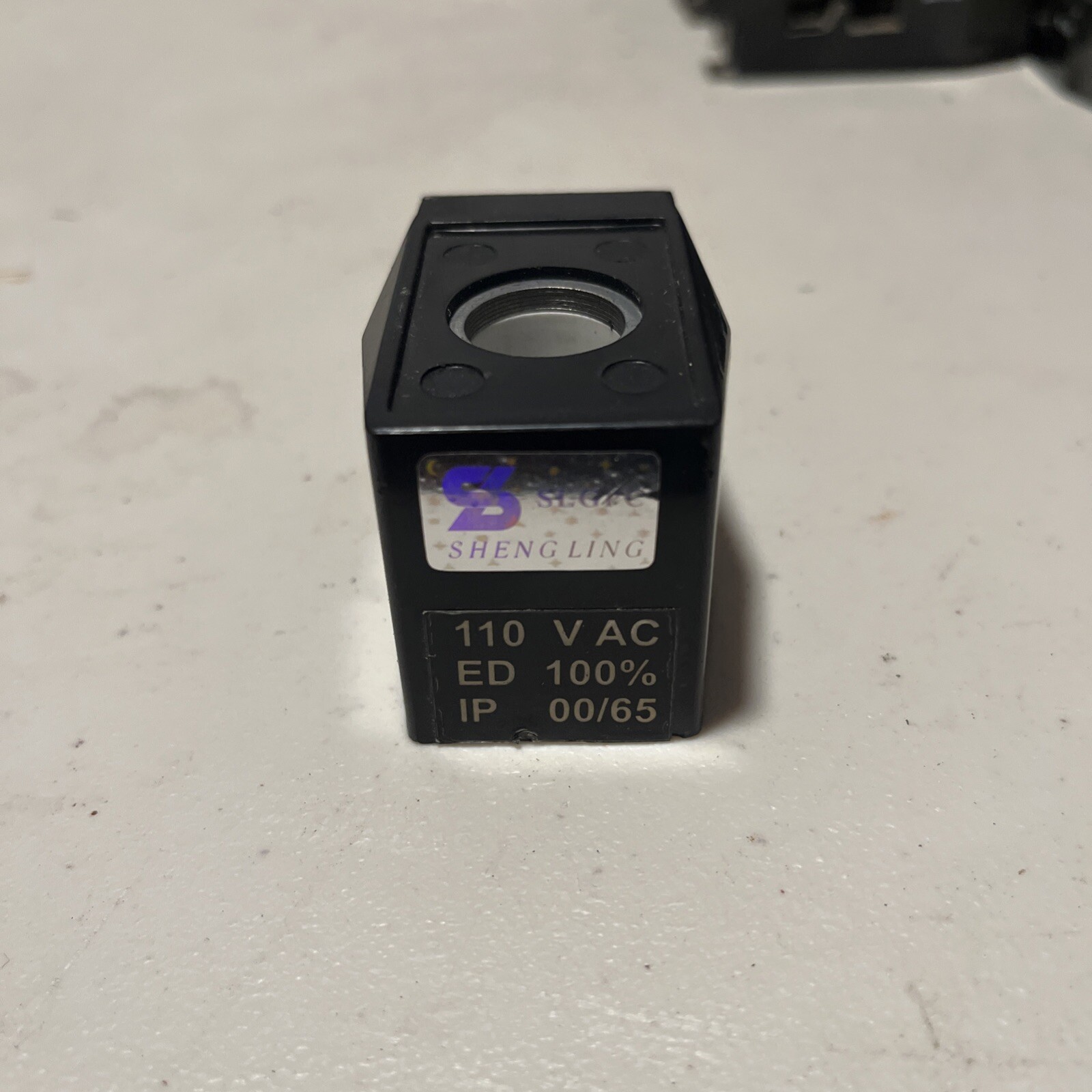 AB410 AC110V solenoid valve water valve coil IP 00/65 SLGPC Sheng Ling