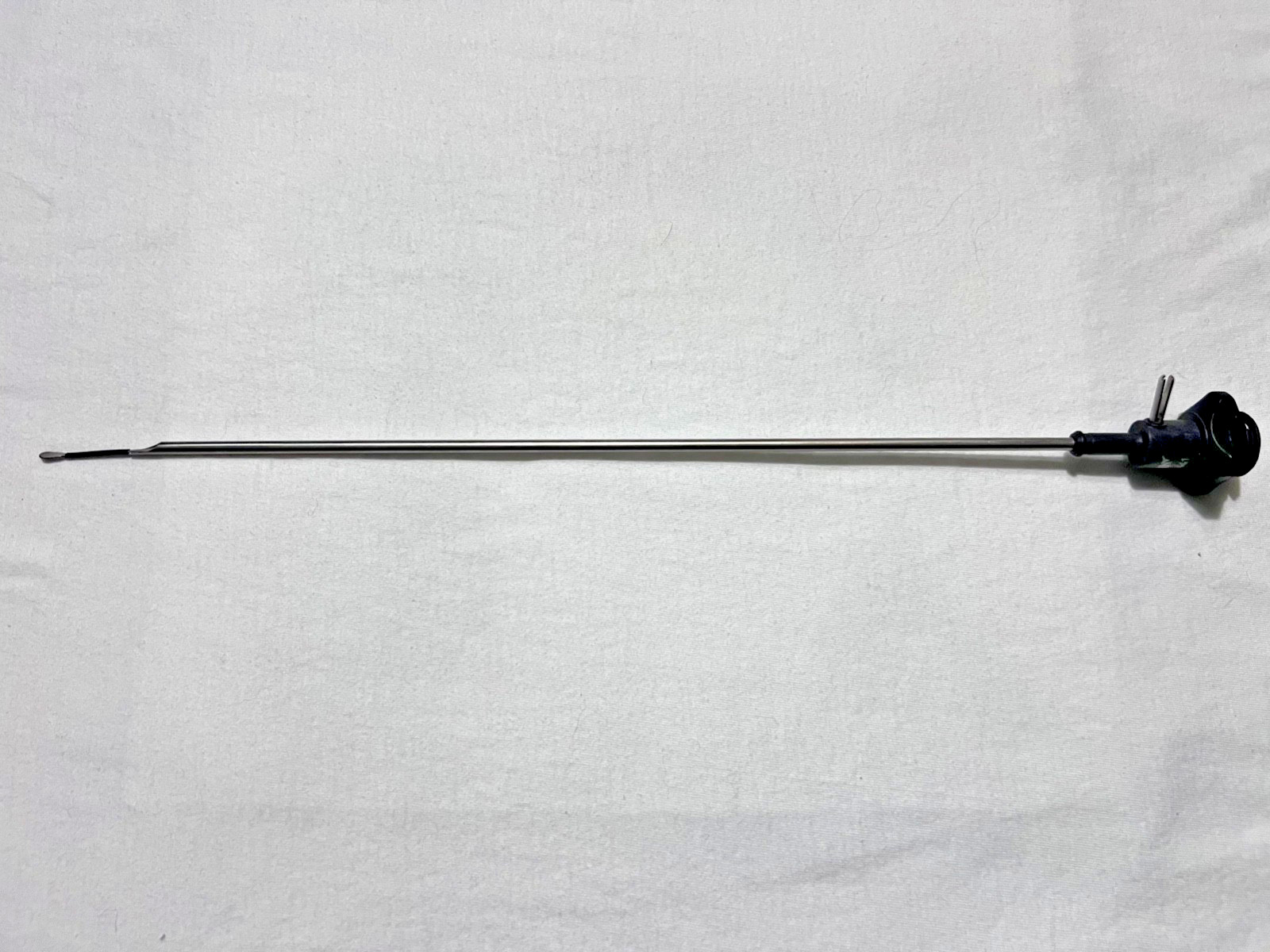 Stryker 250-070-441 Strykeprobe Electrosurgical Spatula w/ Suction Tip 5mmX32cm