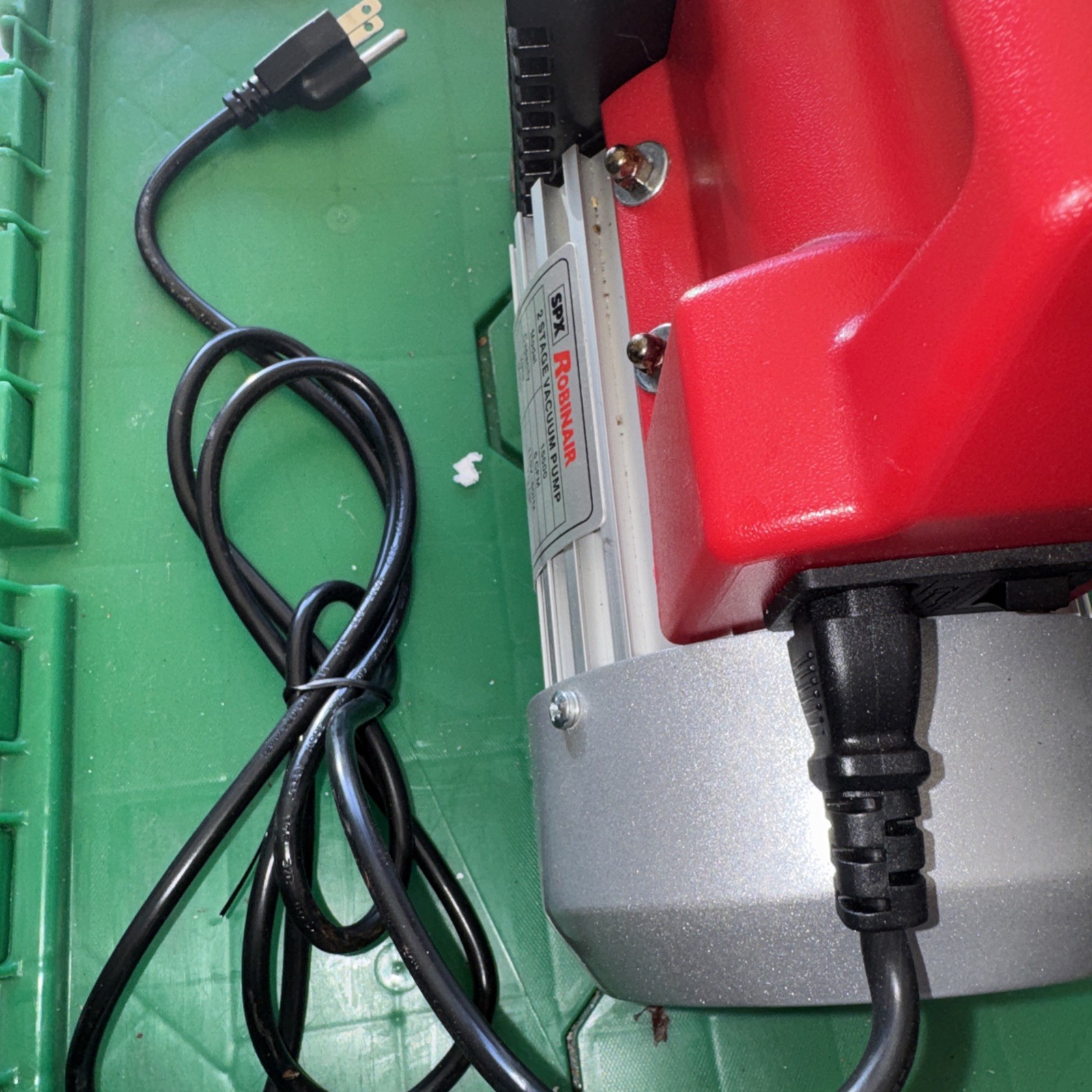 Robinair 15500 VacuMaster Economy Vacuum Pump – 2-Stage 5.0 CFM