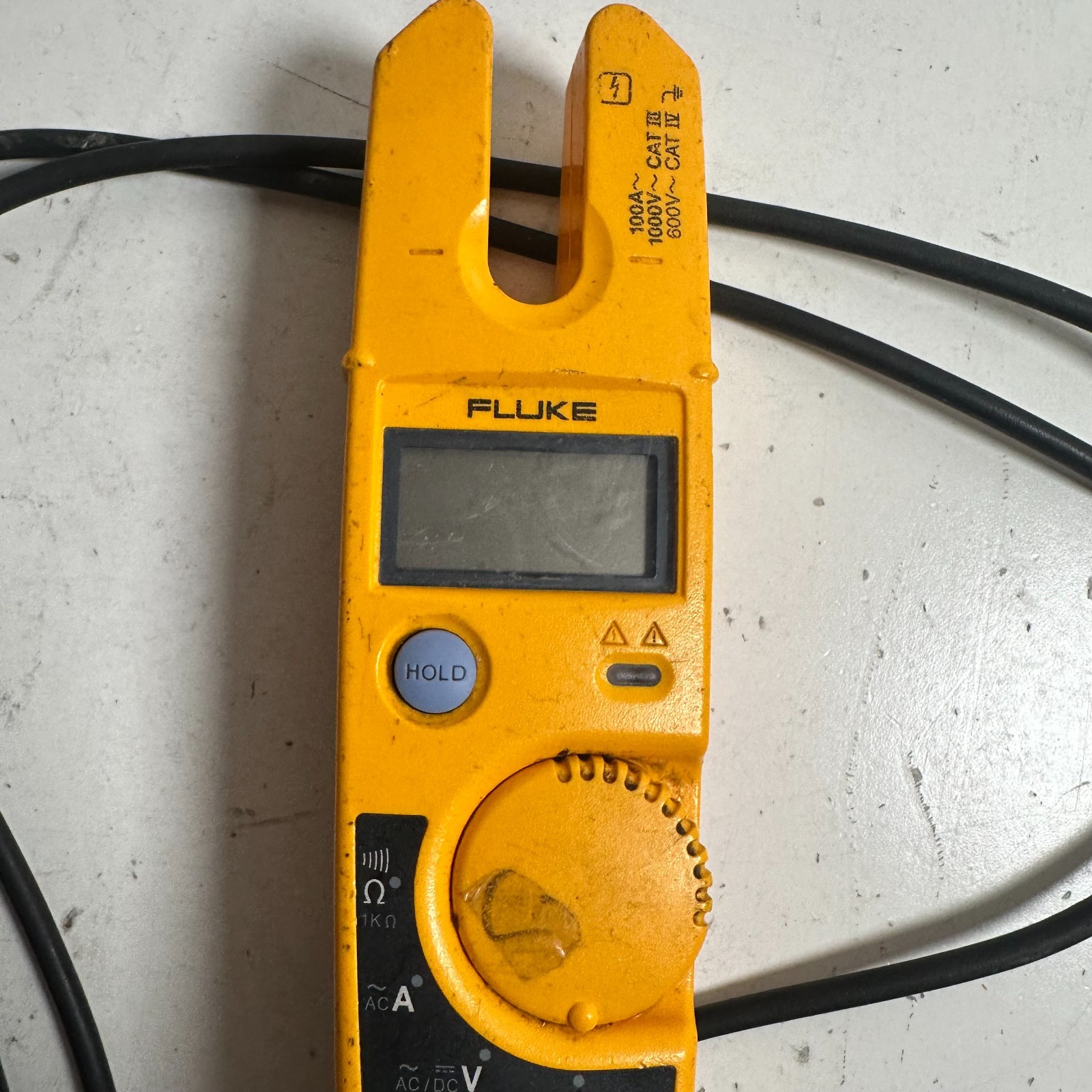 Fluke T5-600 Yellow 600 Voltage Meter Continuity Current Electrical Tester