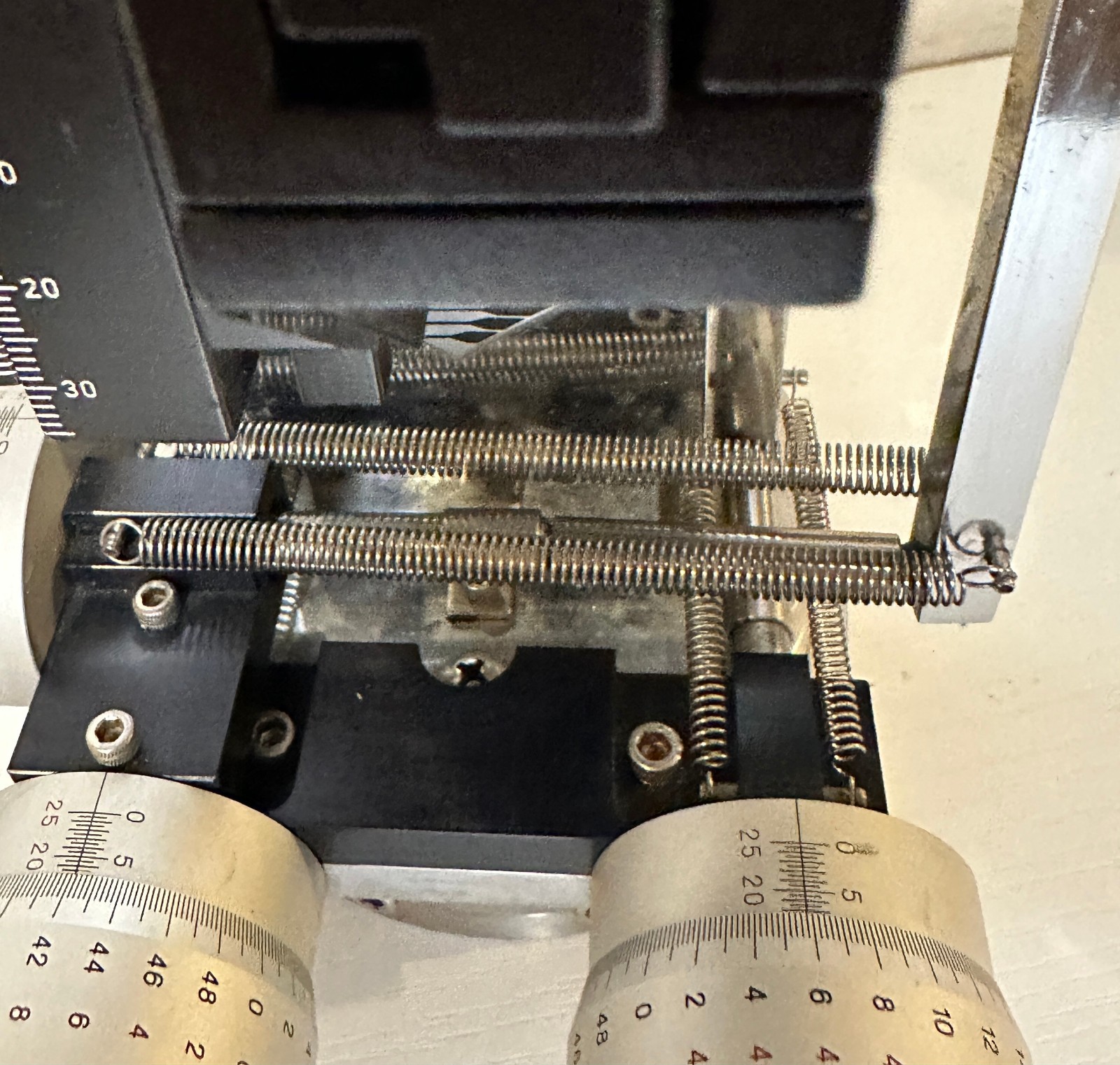 Sutter Instruments MP-85 L Huxley Style manipulator superresolution, patch clamp