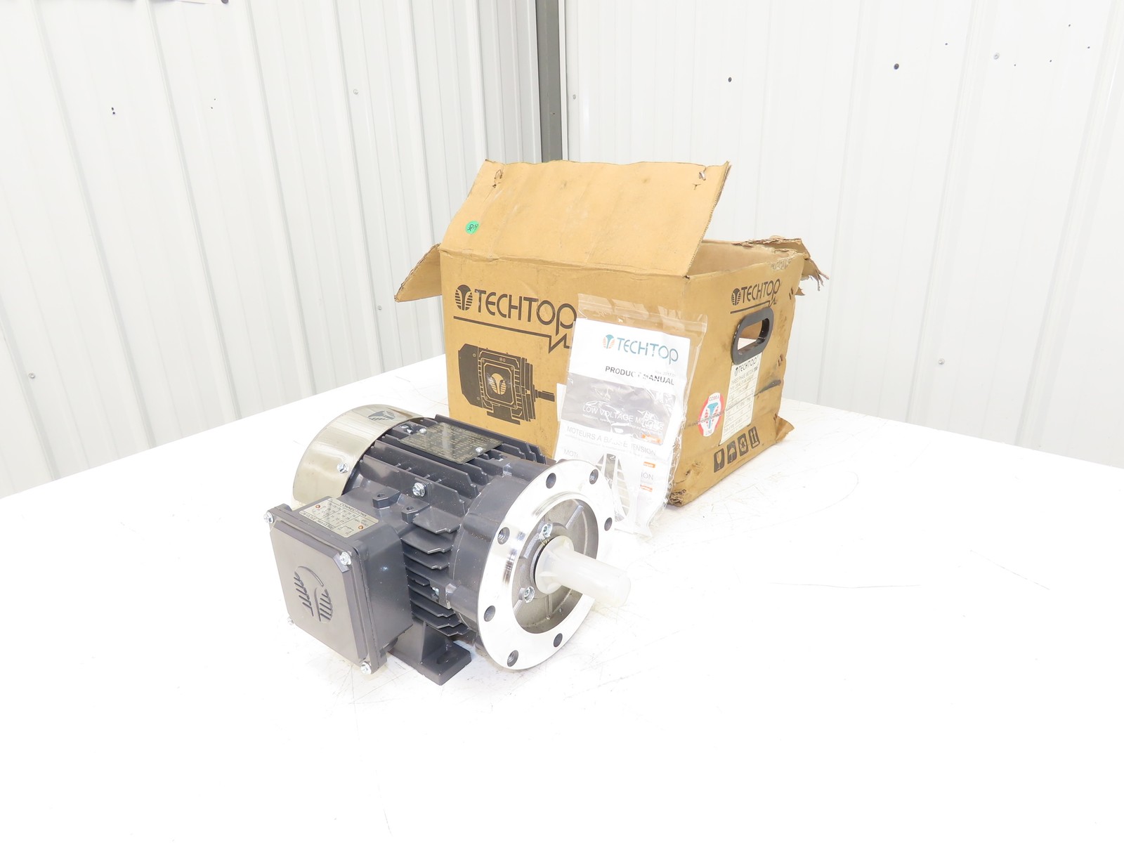 TechTop CB3-AL-TF-56C-4-B-D-.5 AC Motor 0.5 Hp 1750RPM 208-230/460V 3PH 56C TEFC