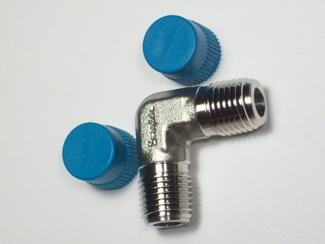 1 – Swagelok Stainless Steel Male Elbow Fitting, 1/4″ Male NPT, SS-4-ME