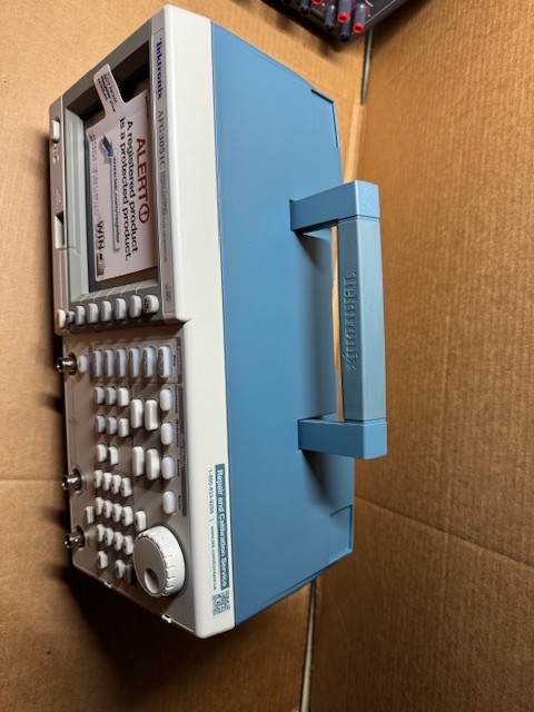 Tektronix AFG3051C Single Channel Arbitration / Function Generator 50MHz 1Gs/s