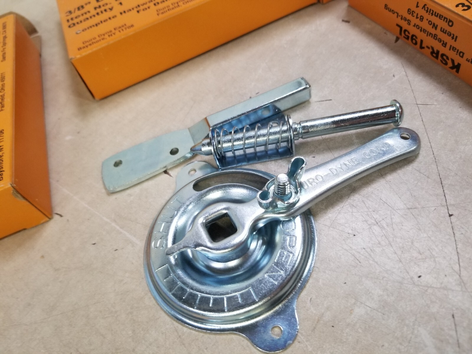 Lot of 4 – Duro Dyne 3/8″ Dial Regulator Set & End Bearing KSR195L / 8139