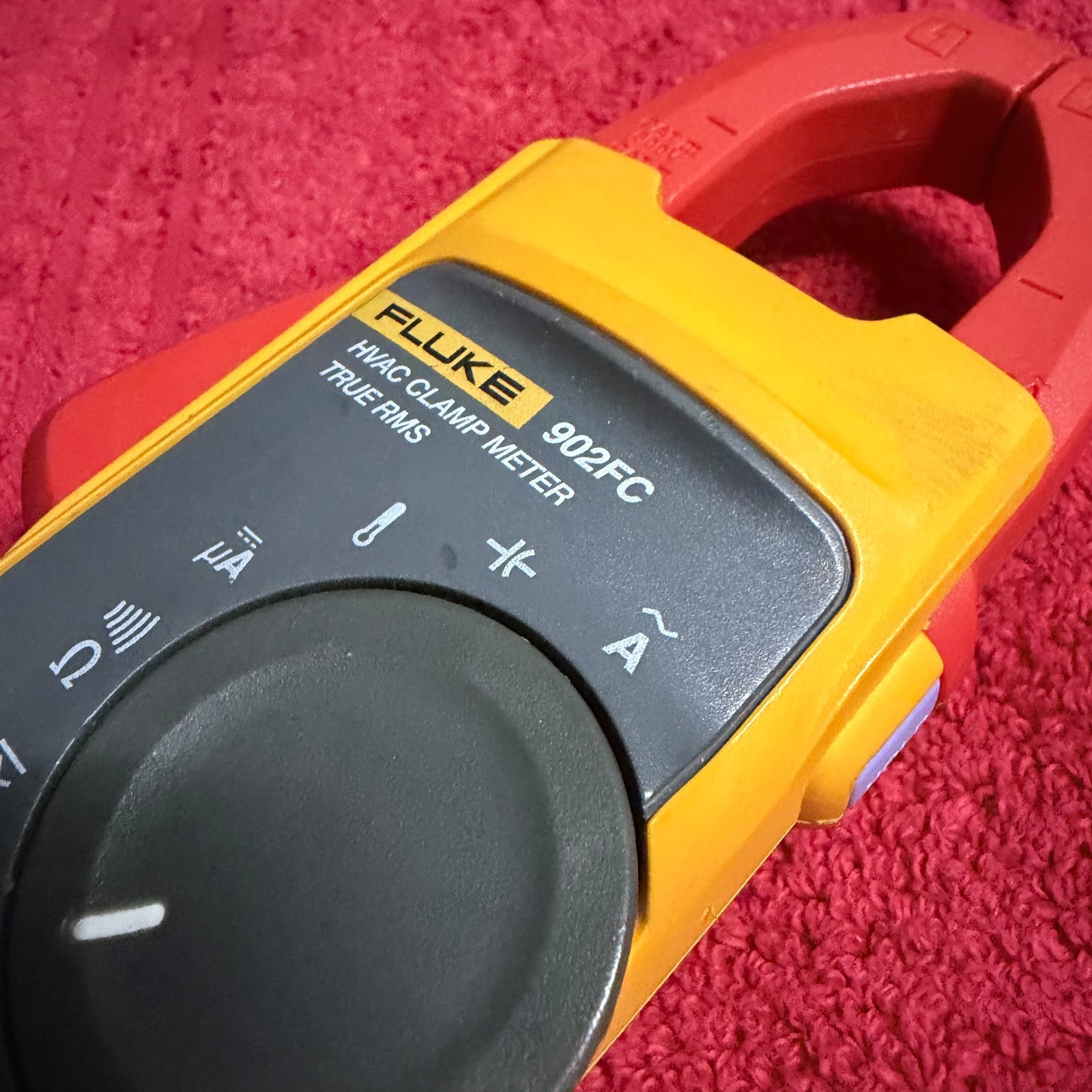 Fluke 902FC True-RMS HVAC Clamp Meter With Leads used