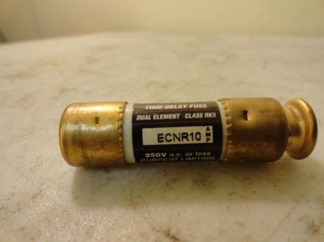203539 Old-Stock; Bullet ECNR10 Fuse; 10A; 250VAC; Time Delay