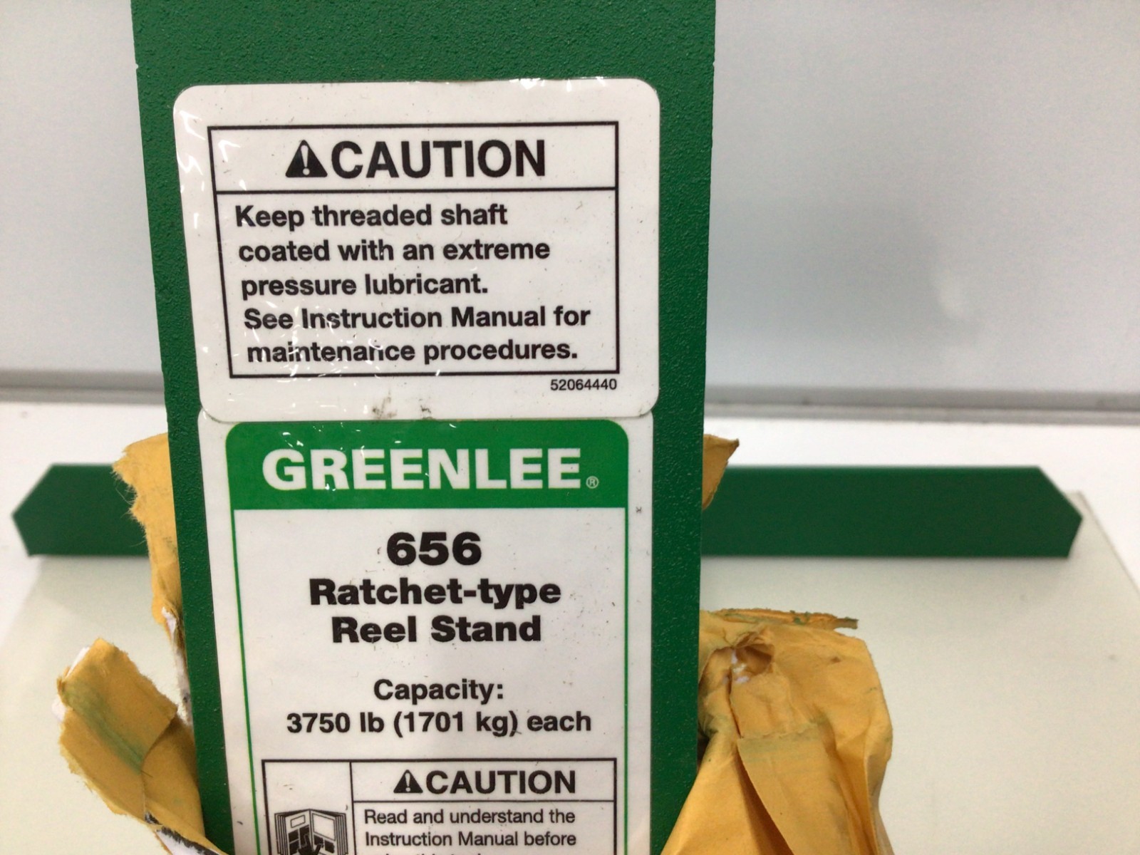 Greenlee 656 3,750 Lb Load Capacity per Level Ratcheting Reel Stand