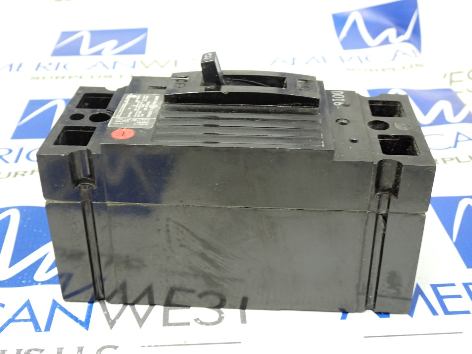 GE TEB122100 100 Amp 2 Pole 240Volt Circuit Breaker tested
