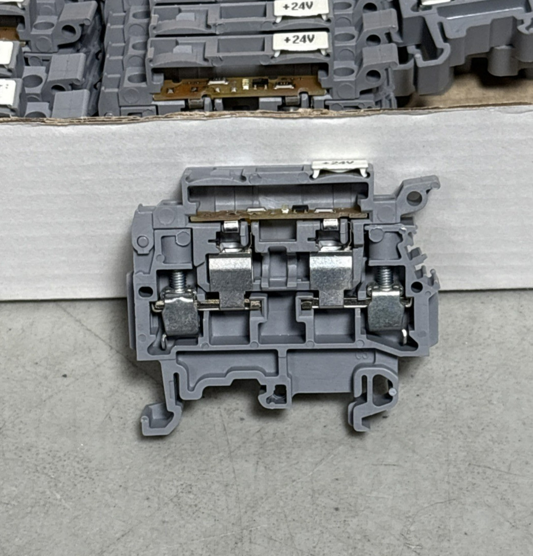 (34) Entrelec 1SNA115663R2300 M4/8, SFD Fuse Holder Terminal Block-New Open Box