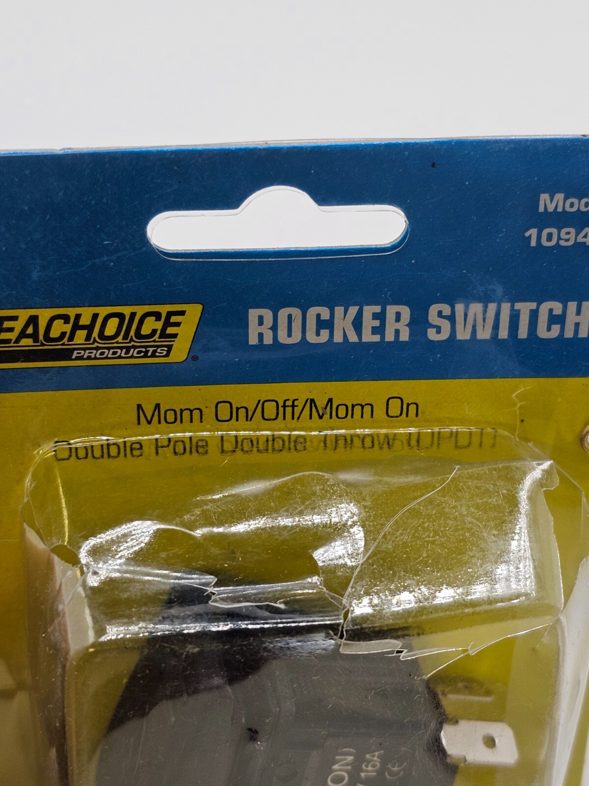 ( QTY 4 ) Seachoice Non Illuminated Mom/On/Off/Mom On Rocker Switch Black 10941