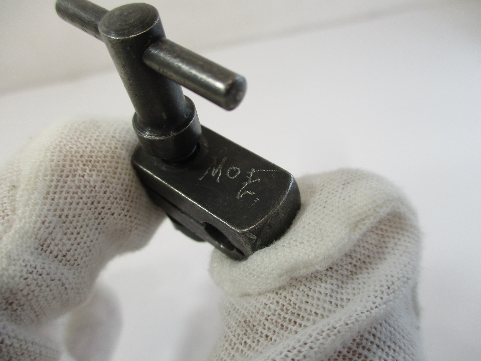 Dial Indicator SNUG Height Gage Sleeve Clamp 1/4″ Upright x 1/4″ Mount Hole VGC