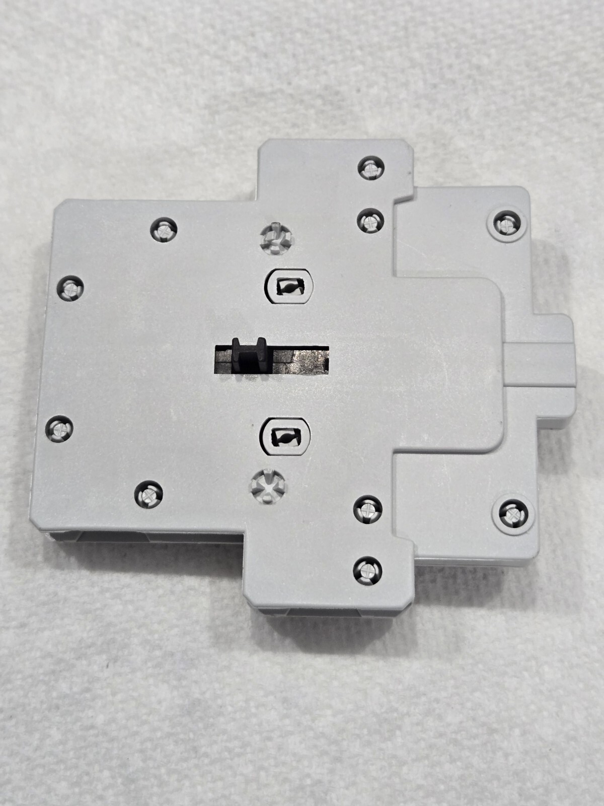 New Genuine General Electric BCLL11 Auxillary Contact