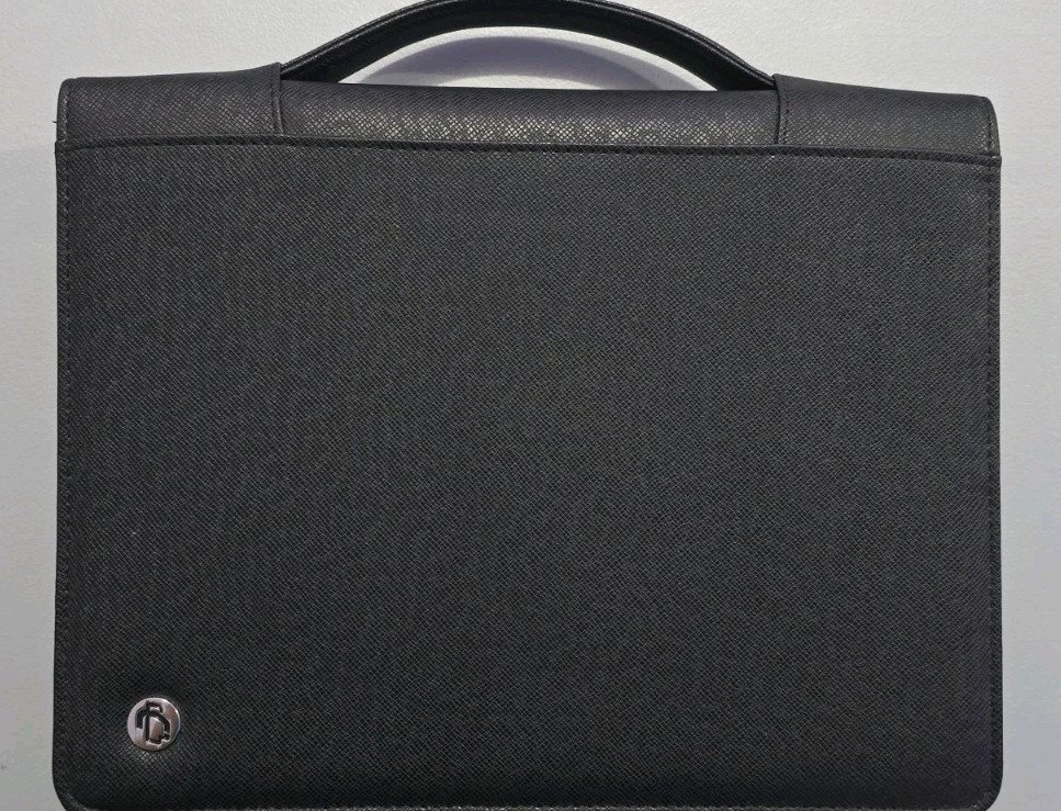 Unbranded Black Saffiano Faux Leather 3-Ring Zipper Binder Portfolio Padfolio