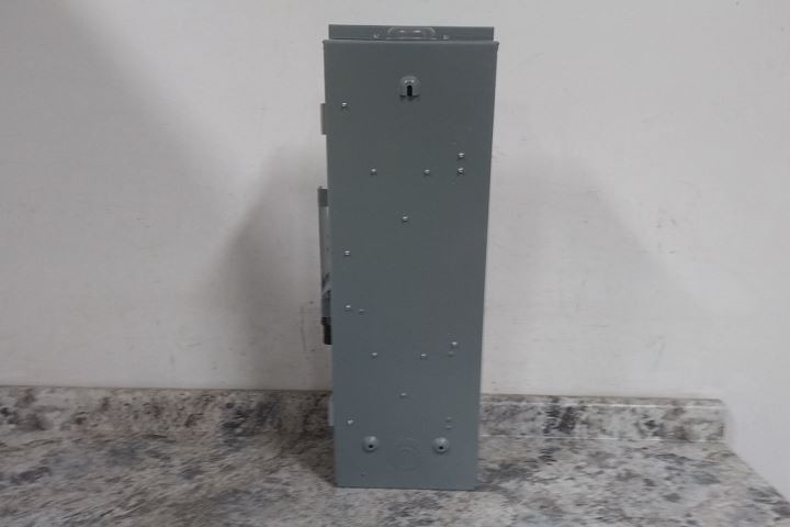 Square D DTU223RB 240VAC 100 A Single Phase Heavy Duty Non-Fusible Safety Switch