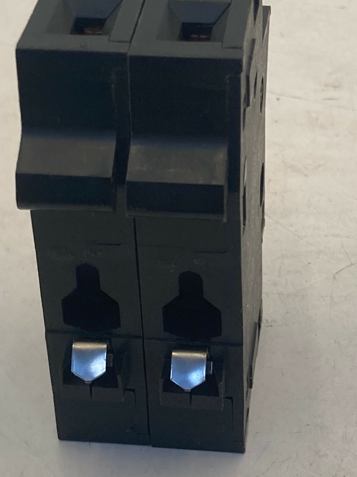 FERRAZZ ST10II C81075 FUSE HOLDER DIN RAIL MNT TWO POLE 660V 50A NNB