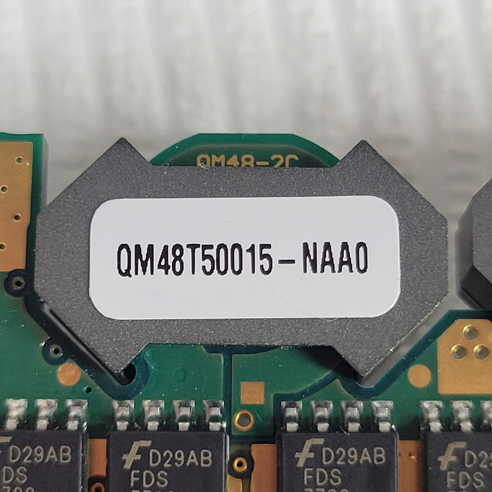 Bel Power / Power-One QM48T50015-NAA0 DC-DC Converter 36-75V In 1.5V 50A 75W