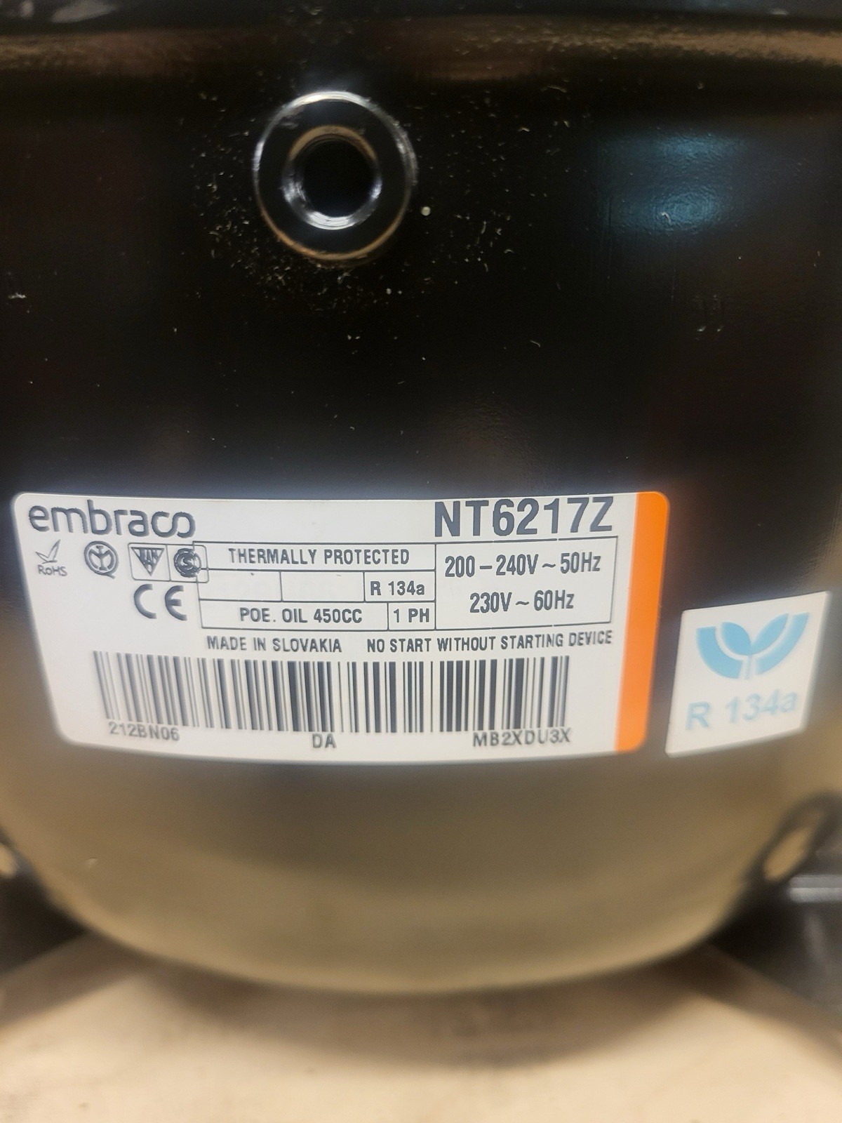 Compressor, Embraco T6215Z A 220-240 VAC 50 Hz or 230V 60Hz 1ph