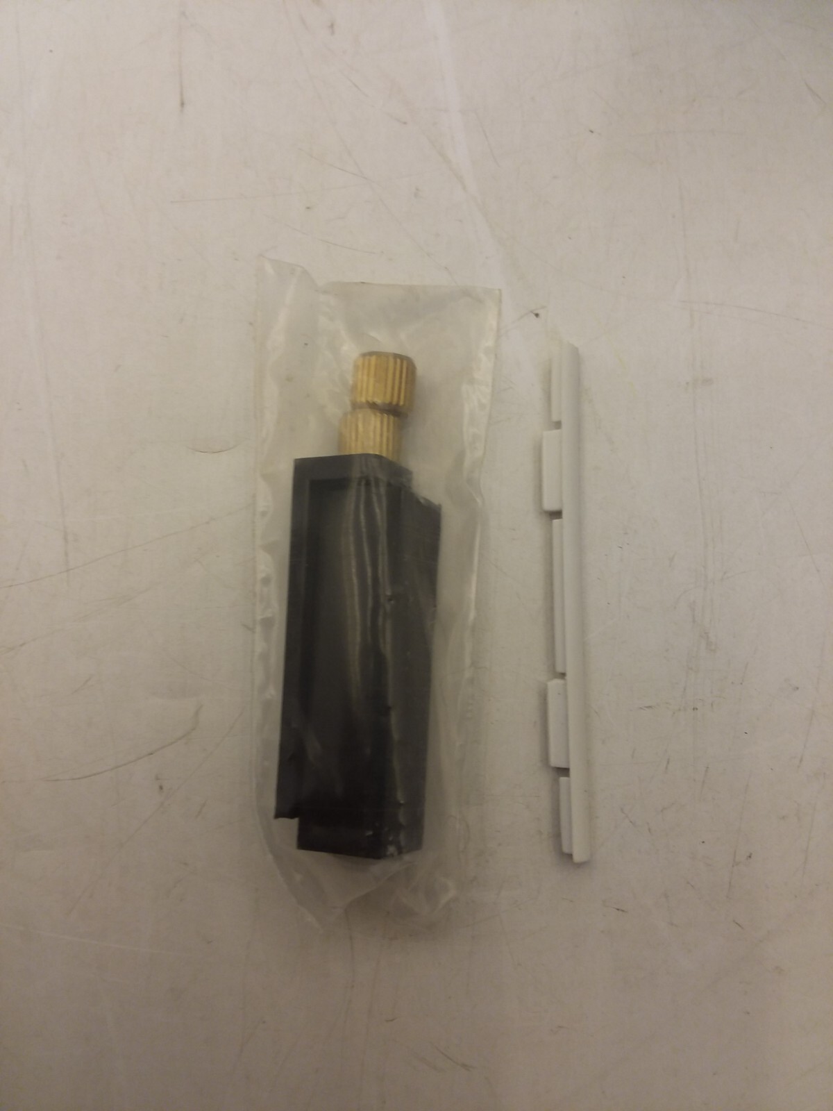 HOBUT 313-429 ANALOGUE VOLTMETER AC, 68MM X 68 MM -25°C/-13°F TO +40°C/104°F NIB
