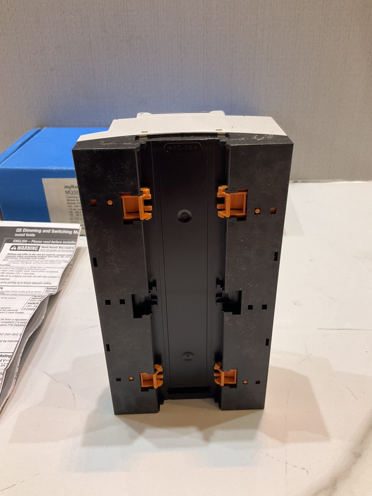 Lutron MQSE-4S1-D 120-240 V -56-60 HZ 4A Switching Power Module
