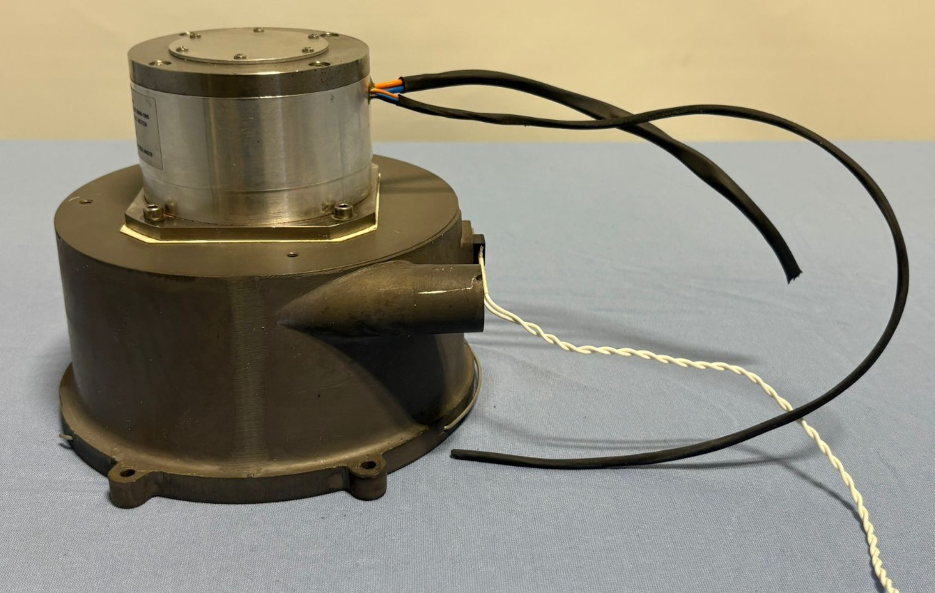 MOOG Silencer Series Brushless DC Motor Part BN34HS-25AV-04CH, 1066817 w/ Blower