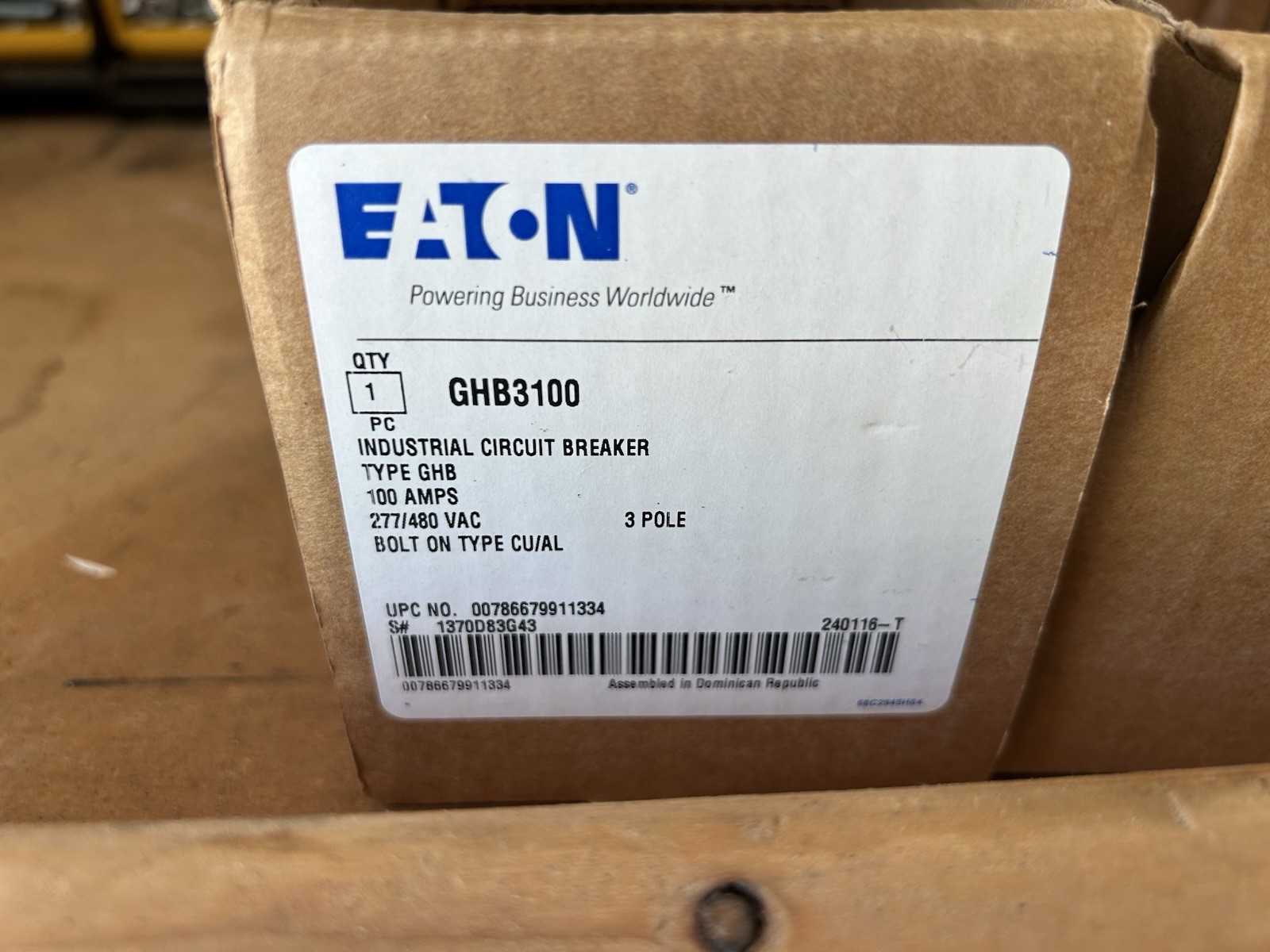 Eaton Cutler Hammer GHB3100 100A 3-Pole Molded Case Circuit Breaker 480V NEW