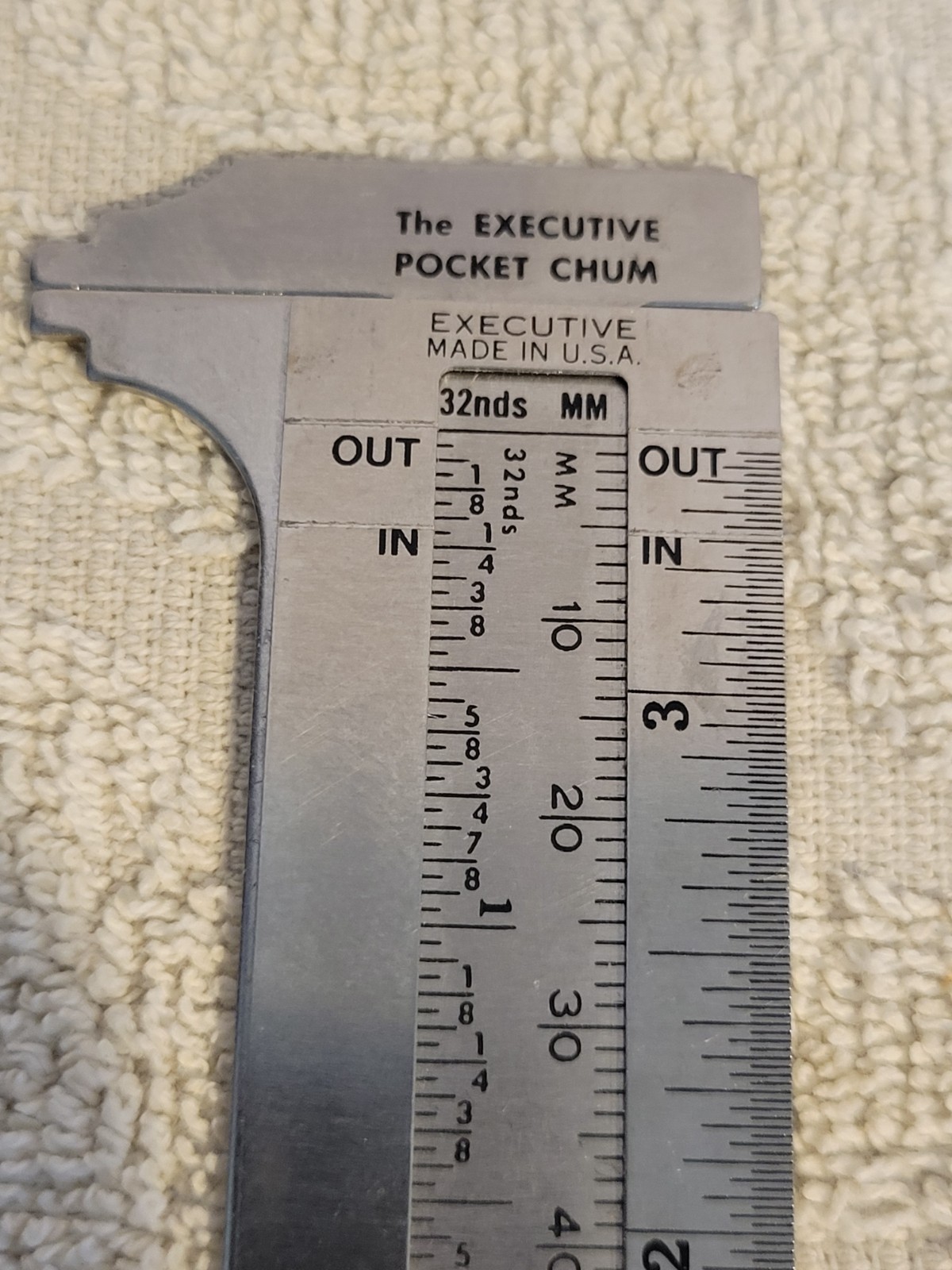 VINTAGE CALIPER THE EXECUTIVE POCKET CHUM 3.5 IN. U.S.A.