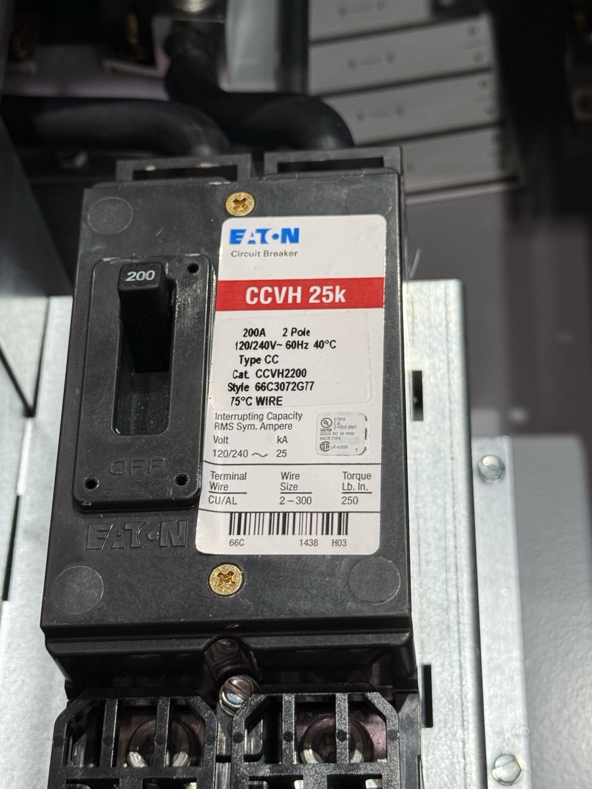 Eaton MBED3042PV200BF Outdoor Breaker Meter 200A 30 Space 1ph 3Wire 120/240v