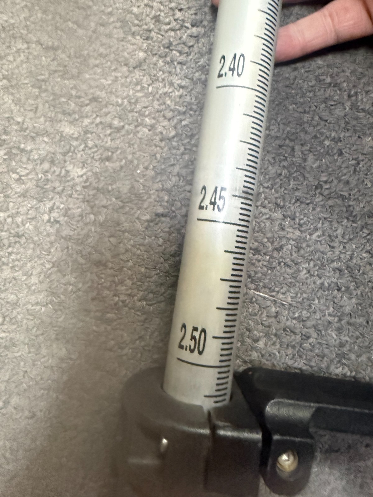 PRISM SURVEYING POLE 8.2 FT RED WHITE UNKNOWN BRAND