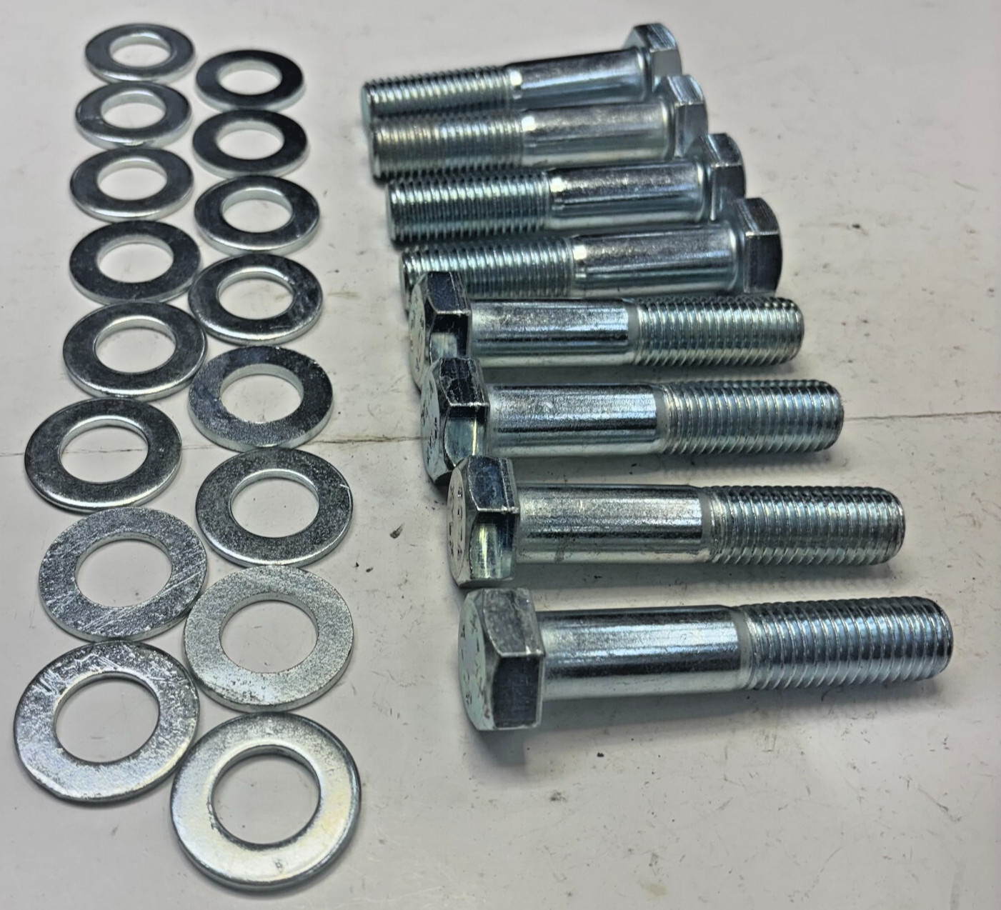 307A ZINC PLATED STEEL BOLT SIZE 5/8IN-10X4-1/8IN WASHERS ID 7/8IN LOT OF 32