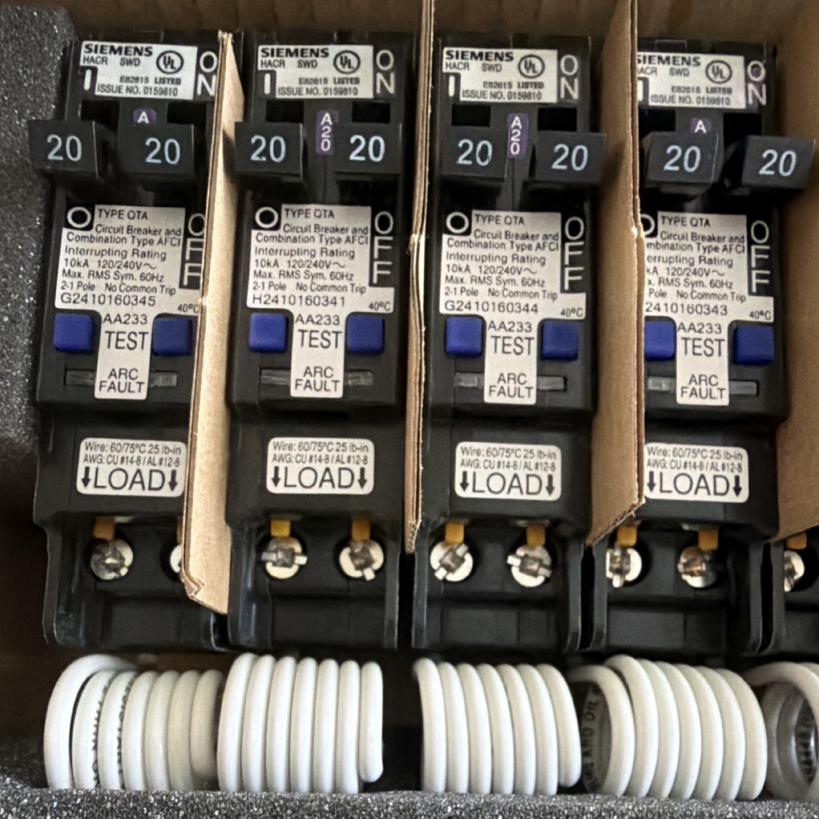 Siemens 10 Pack 20/20A Combination Arc Fault Tandem Circuit Interrupter Q2020AFC