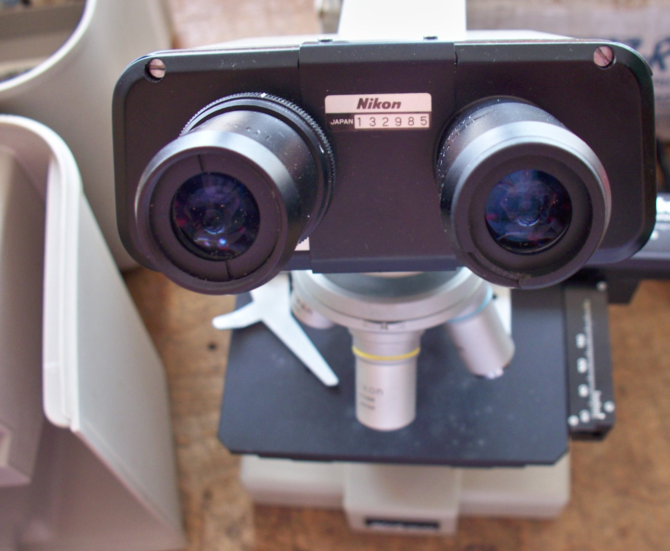 Nikon Model SC Microscope 4 Eyepieces 4sc 10sc 40sc 100sc Extra bulbs & Case