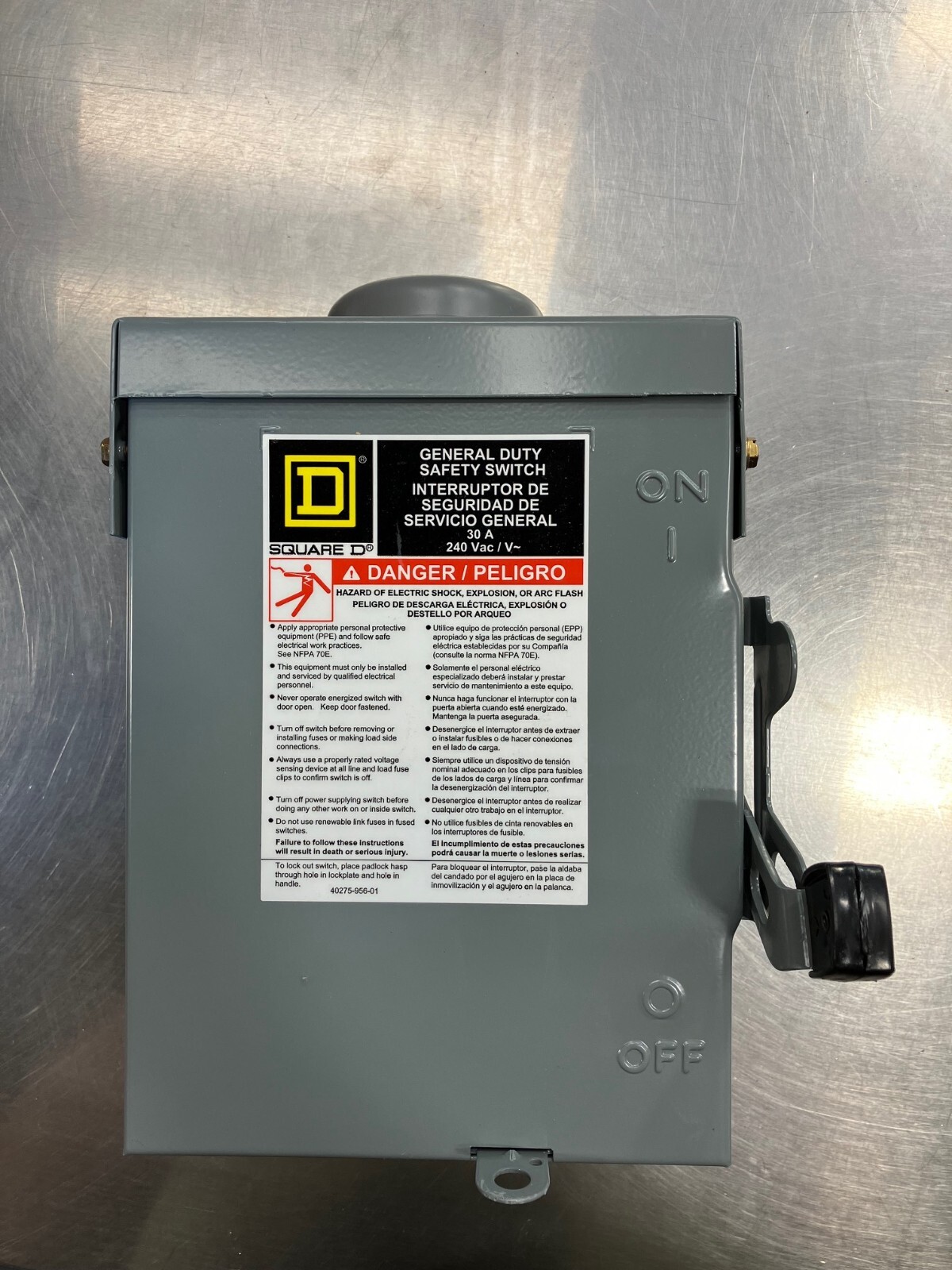 SQUARE D D221NRB Safety Switch,240VAC,2PST,30 Amps AC