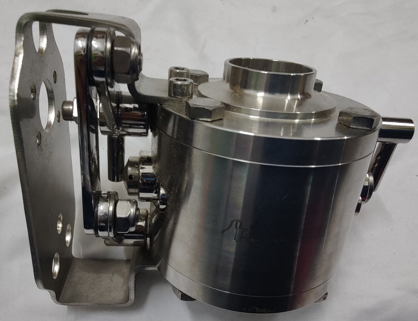 INOXPA V4826-000652038 Butterfly Valve Double with Leakage Detector 316L 1 1/2″
