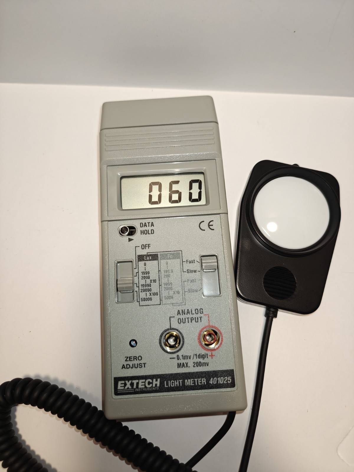 Extech 401025 Light Meter Digital Foot Candle Handheld Lux Fc Analog with Bag